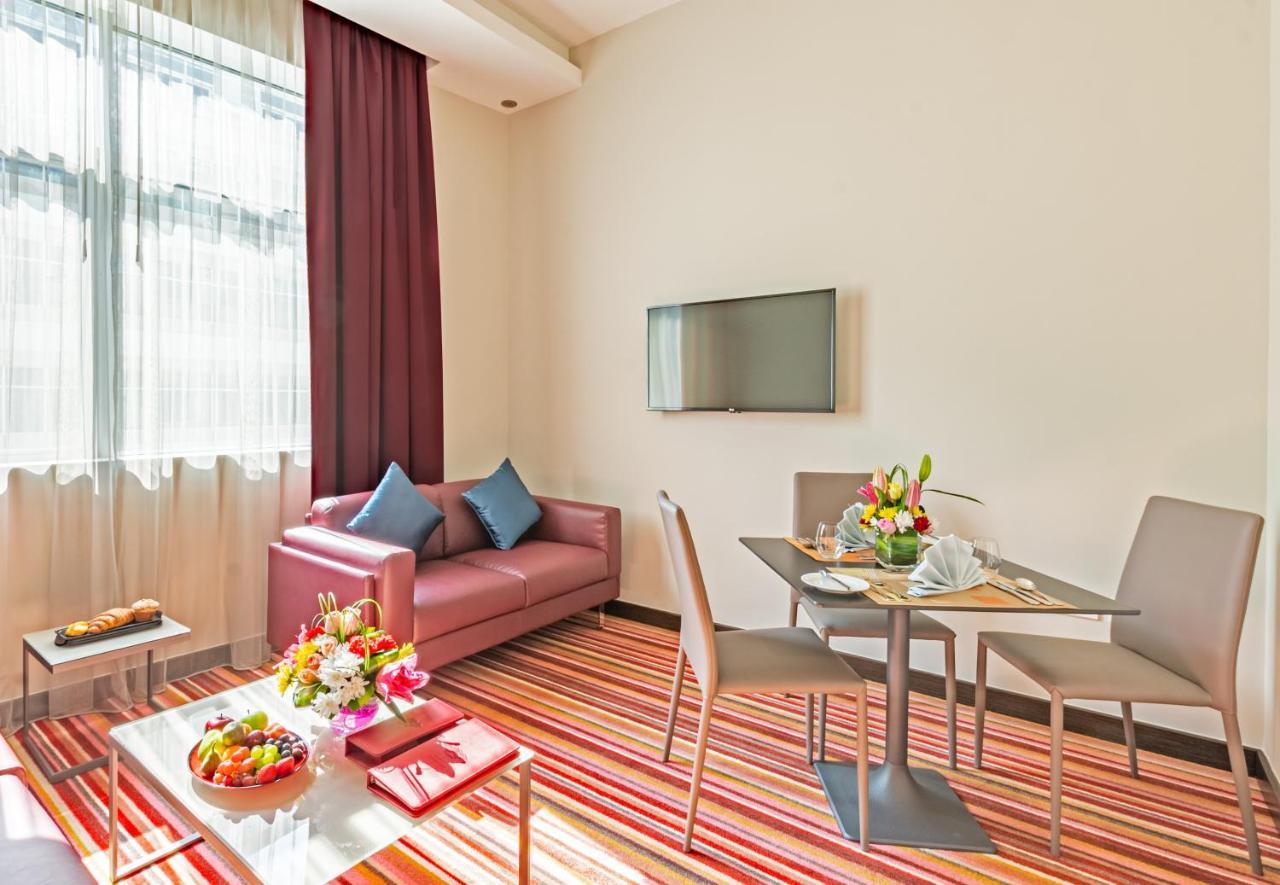 Gravity Hotel Abu Dhabi Ngoại thất bức ảnh